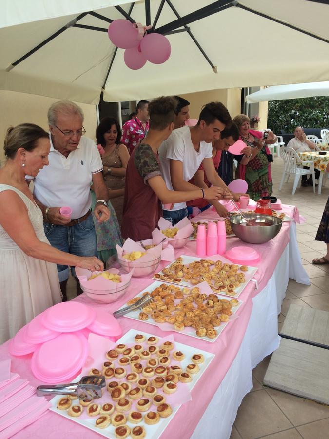 Hotel Monti Riccione Zewnętrze zdjęcie