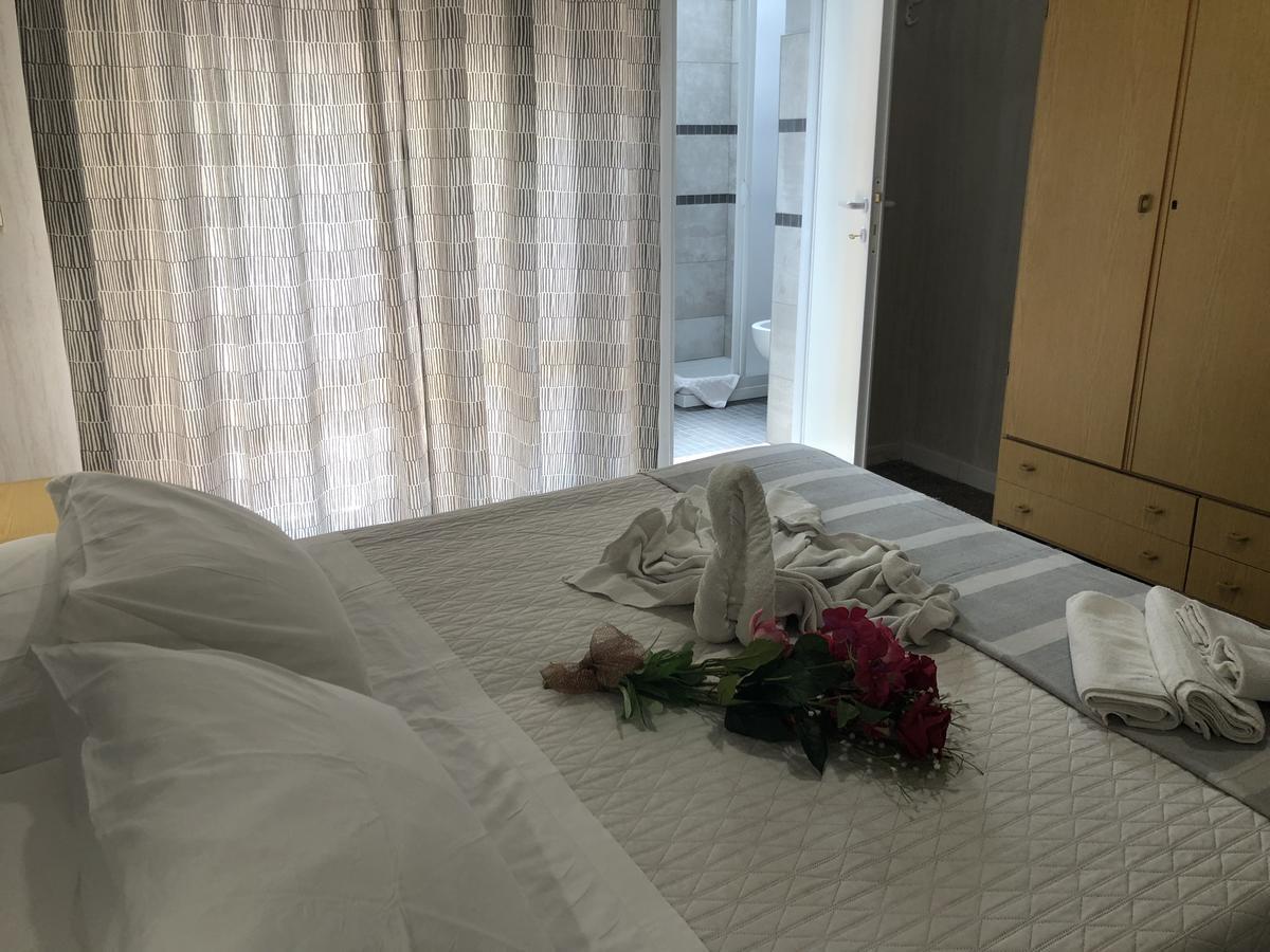 Hotel Monti Riccione Zewnętrze zdjęcie